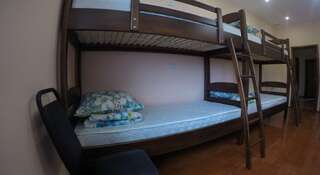 Гостиница Hostel U City Улан-Удэ Кровать в общем 10-местном номере для мужчин и женщин-6